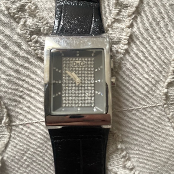 Authentic Dolce and Gabbana black leather watch with crystal face - Picture 4 of 4